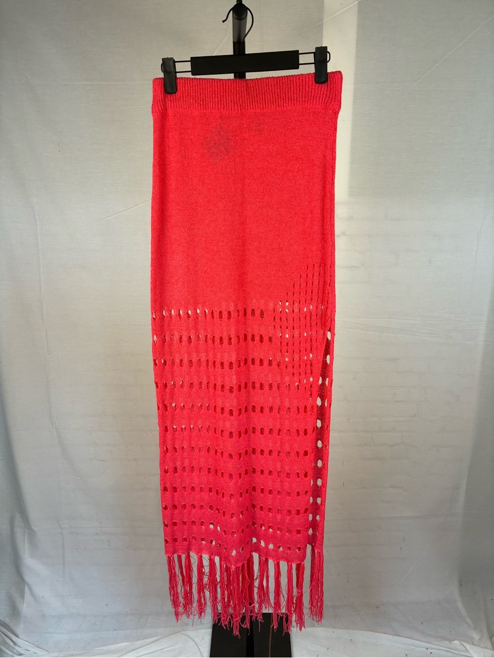NWOT Lulu's Summer Stunner Hot Pink Crochet Swim Cover-Up Maxi Skirt S - Picture 3 of 7